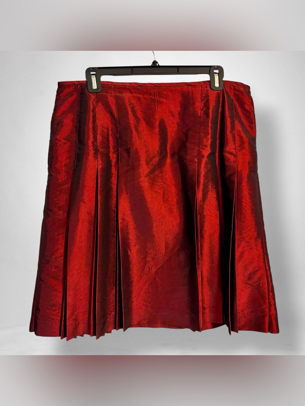 Vintage Drama 90’s Red Taffeta Pleated Skirt Size 10